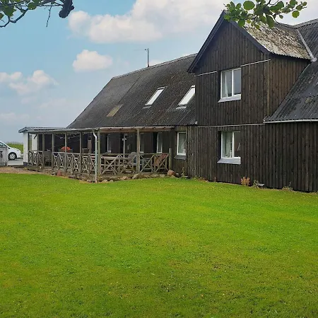 Casa vacanze Five-bedroom Holiday In 2
