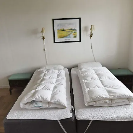 Five-bedroom Holiday In 2 Casa vacanze Vestervig