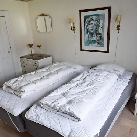 Five-bedroom Holiday In 2 Casa vacanze